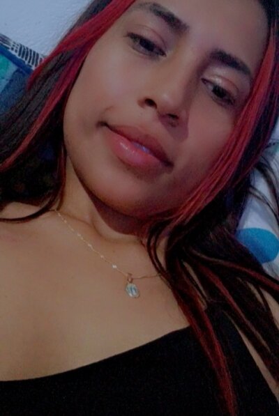 sara_linarez 🐤 online sex webcam