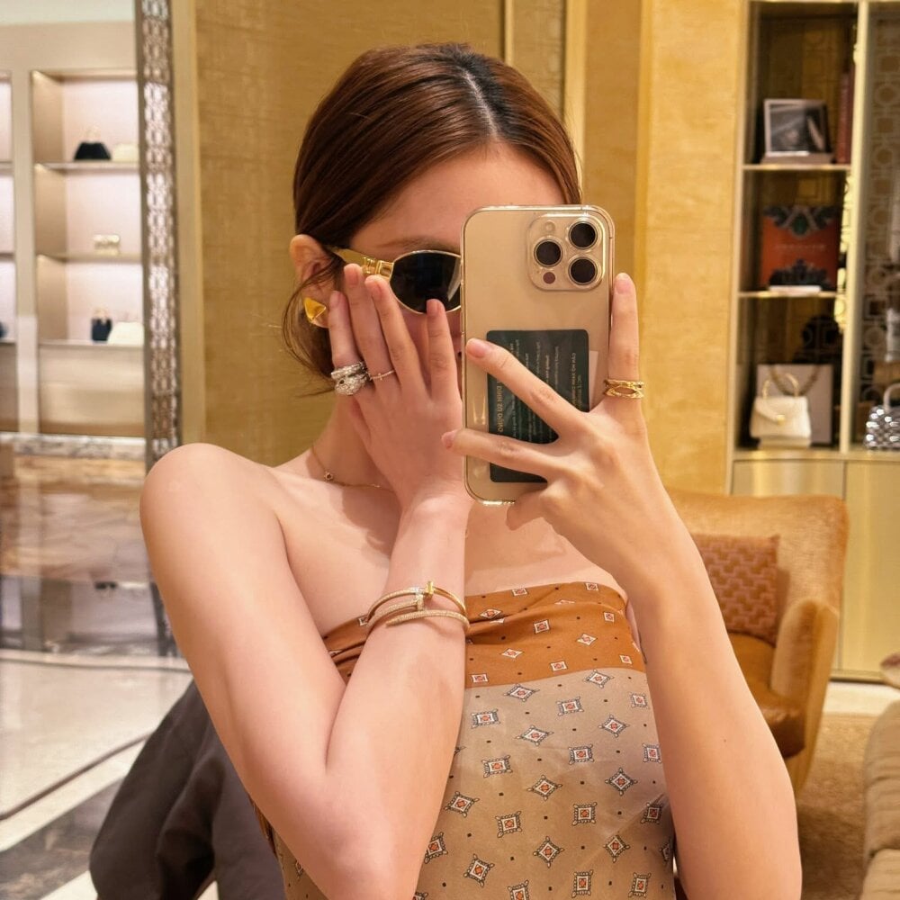 stripchat bighacoming Live Webcam Featured On sexcityguide.com