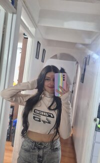 HappytinnyGirl's Offline XXX Chat