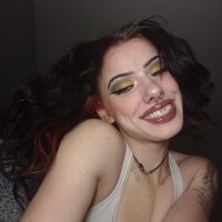 emmarayne02's Offline XXX Chat