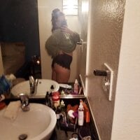 hoodhyna77 offline chatrum