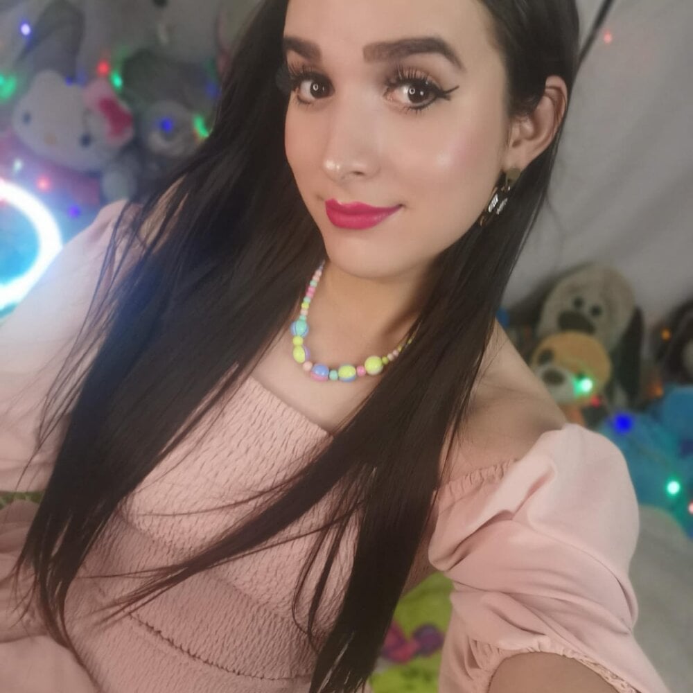 Live sex webcam photo for nerusexy123 #291264849