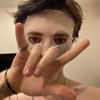 8goat's webcam live show