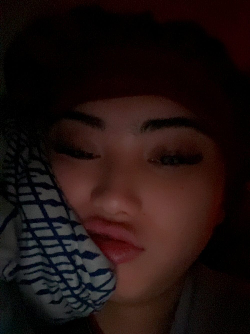 Yourlovelykhen profile