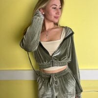WandaHendry's Offline Chat Room