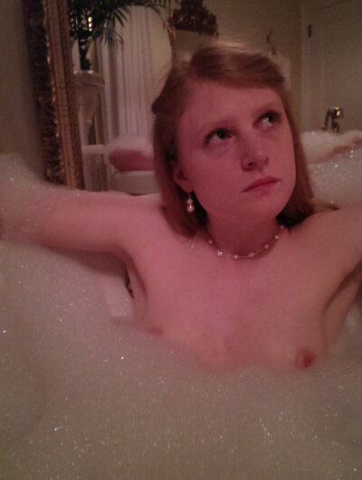 zelda_lover_horny 🖖 free live cam