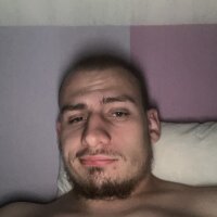erwan72's Offline Chat Room