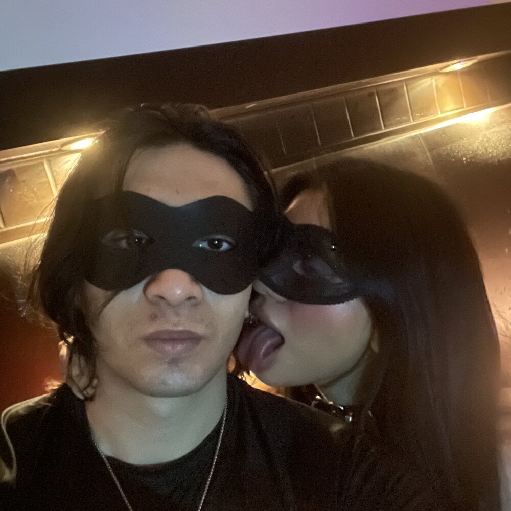 hardvelvet from stripchat