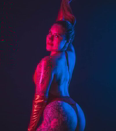 LIa_Bakeer Female Latina Live Webcam Nude