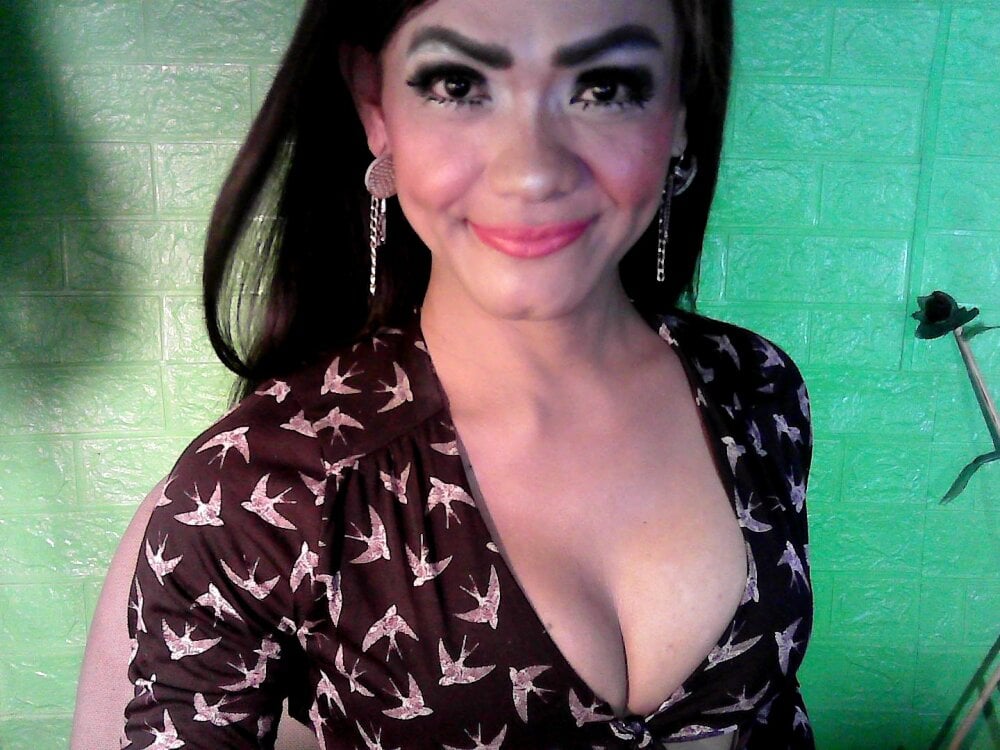 Live sex webcam photo for Rosebaumgardner1234 #289987790