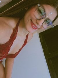 Isaa_Clark's webcam live show