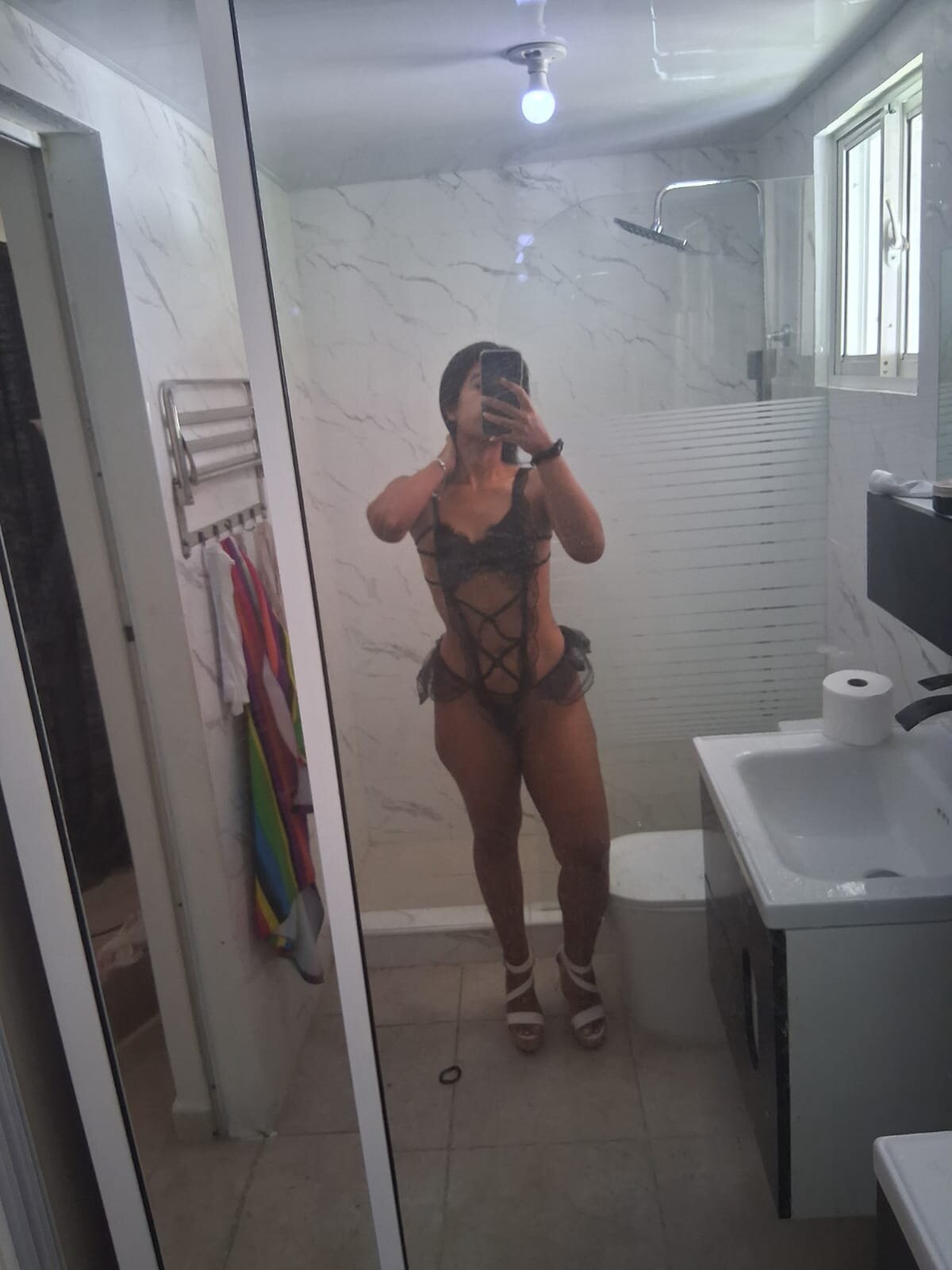 sexypinkhorny