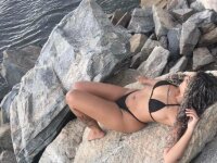 Morena_________'s Offline Chat Room