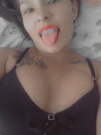 MiaKhalifa_hot69's Offline XXX Chat