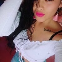 ScarlettArias' Offline Chat Room