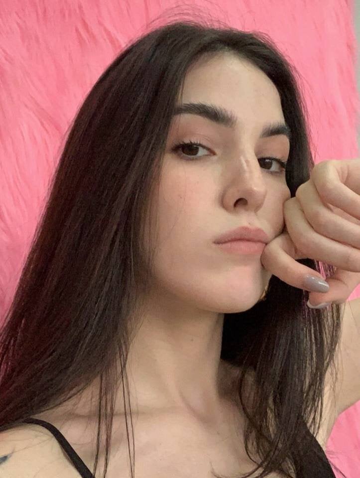 di_moon from stripchat