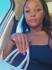 HerMajesty06's Webcam Show