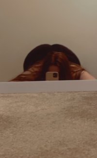 ThicBichMady's Offline Chat Room