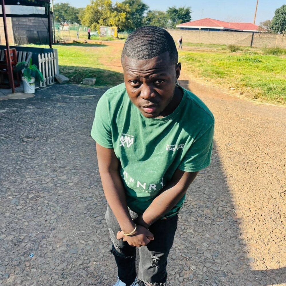 zulu_good_dick's Offline XXX Chat