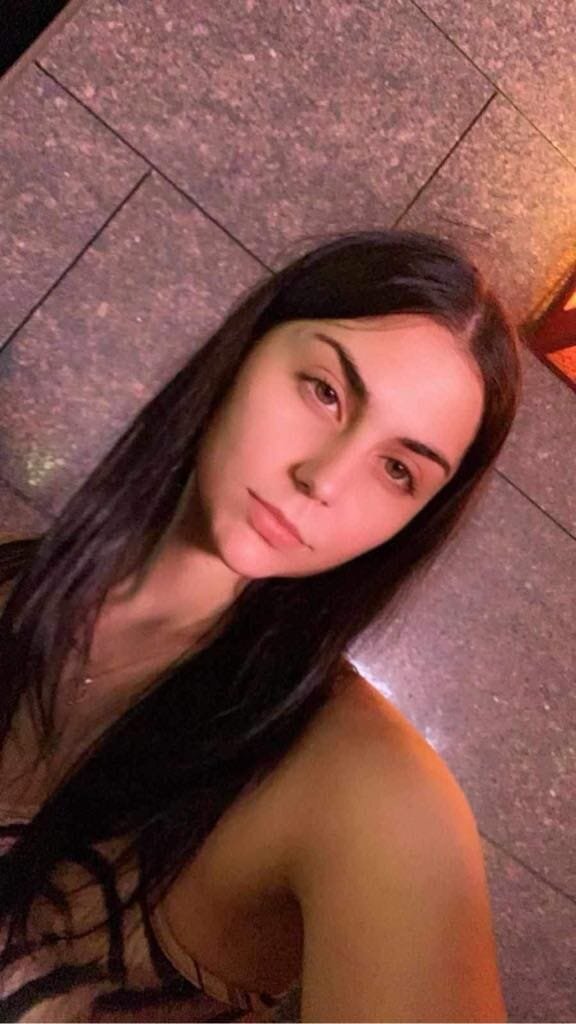 Sellena_cuute
