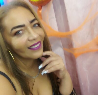 Pervert-Mature private show