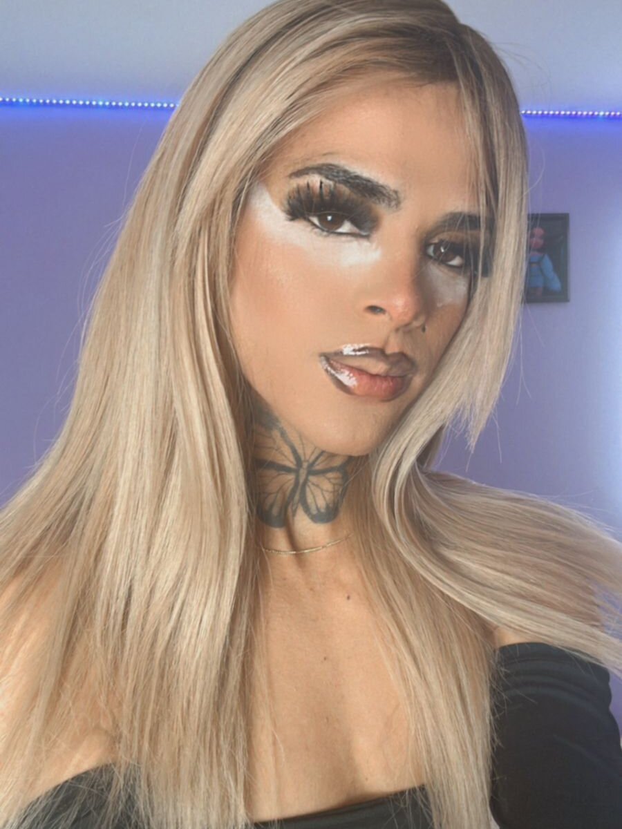 Olivia__Foxx profile