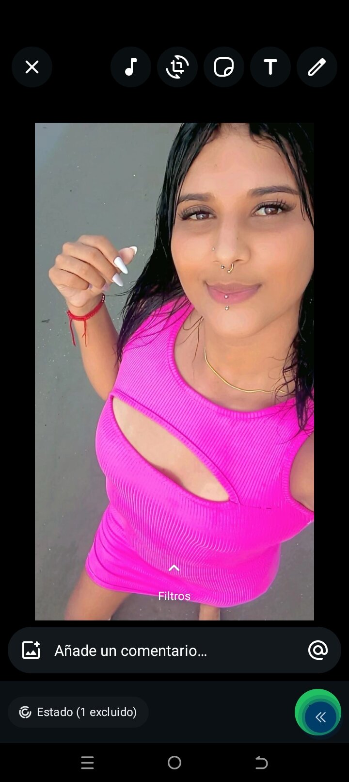 Vanessa-56