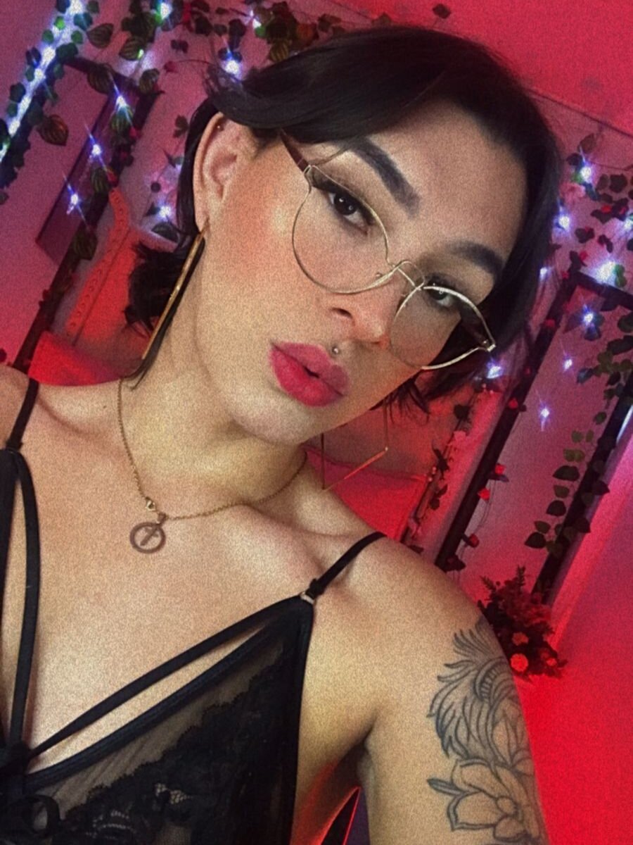 Camila_Coxx's Offline XXX Chat