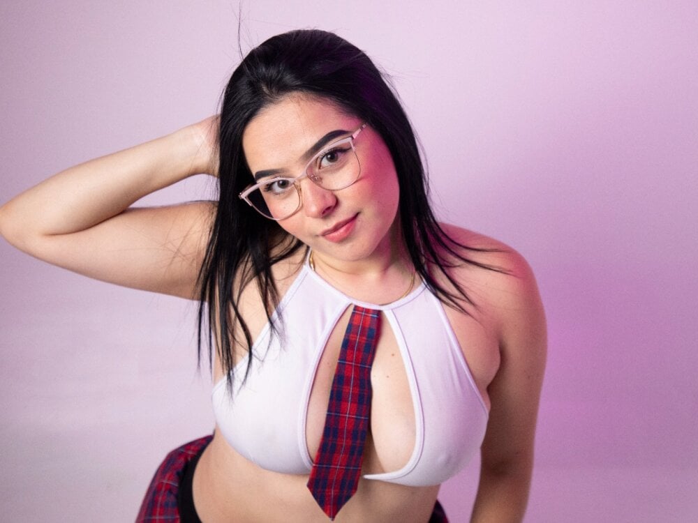 livestrip-joy.com miaaylen_ livesex profile in spanish cams