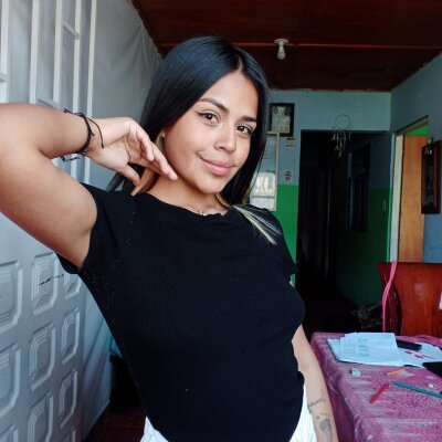 Jolie_Smmith 🚊 live show