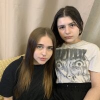 MariamFurness' Offline Chat Room