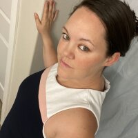 badassbikerchick's Offline Chat Room