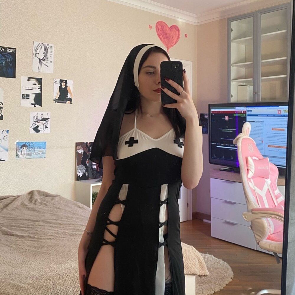 leziowl from stripchat