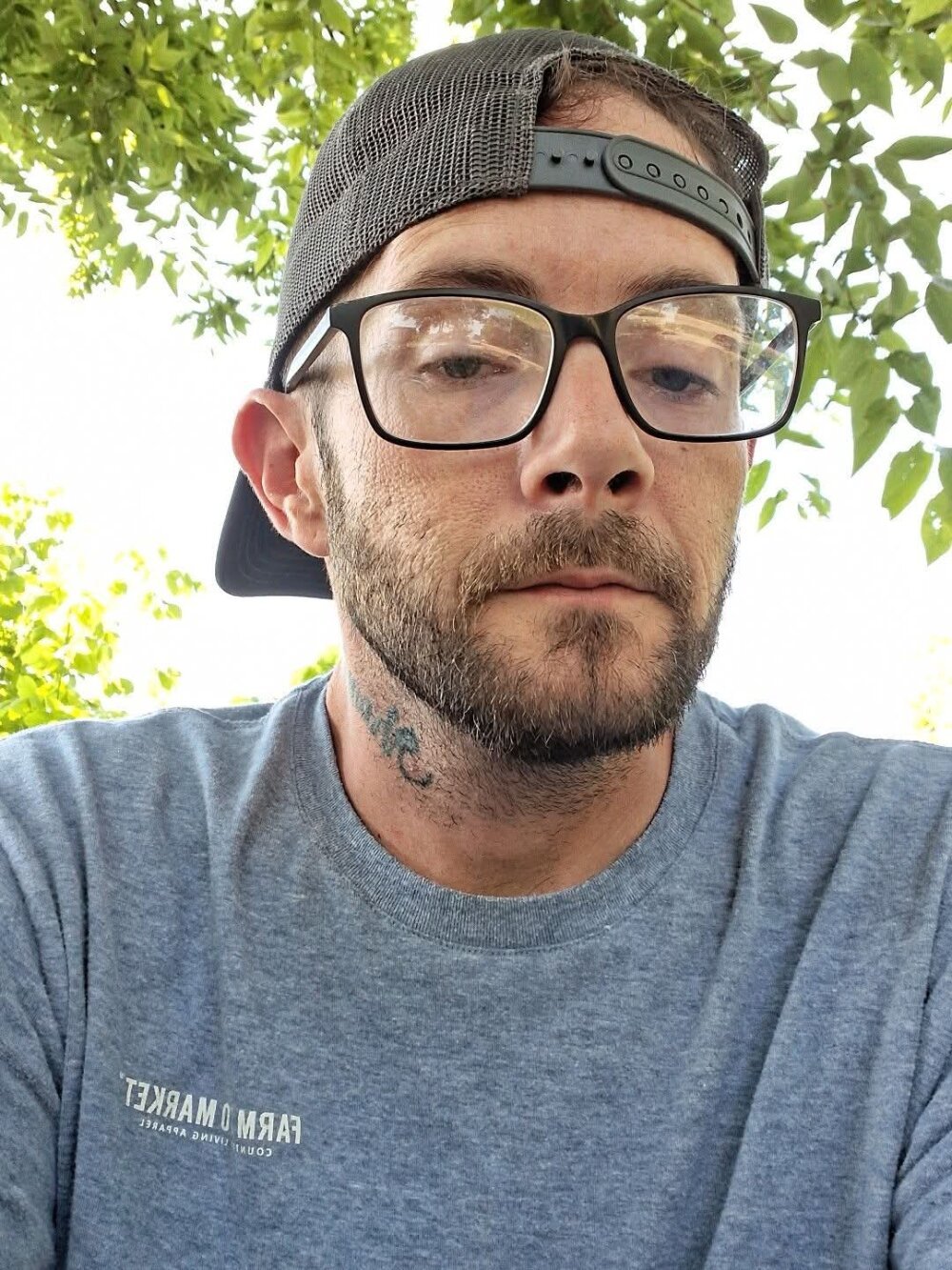 mikewills35loveme's Offline XXX Chat