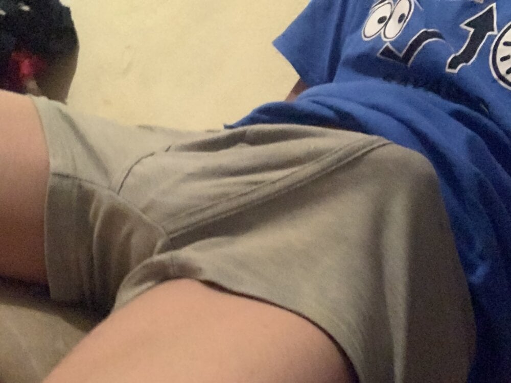 Carlosvrgn1's Offline XXX Chat