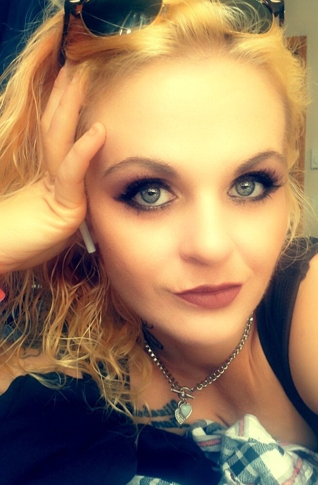 angelsplaytoy69699's Offline XXX Chat