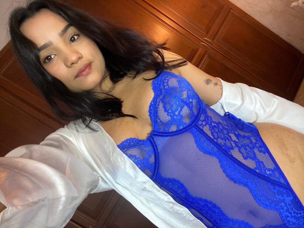 sexlivecamsites.com violet_vintage livesex profile in germany-daily-stream-0800-1500-gmt1 cams