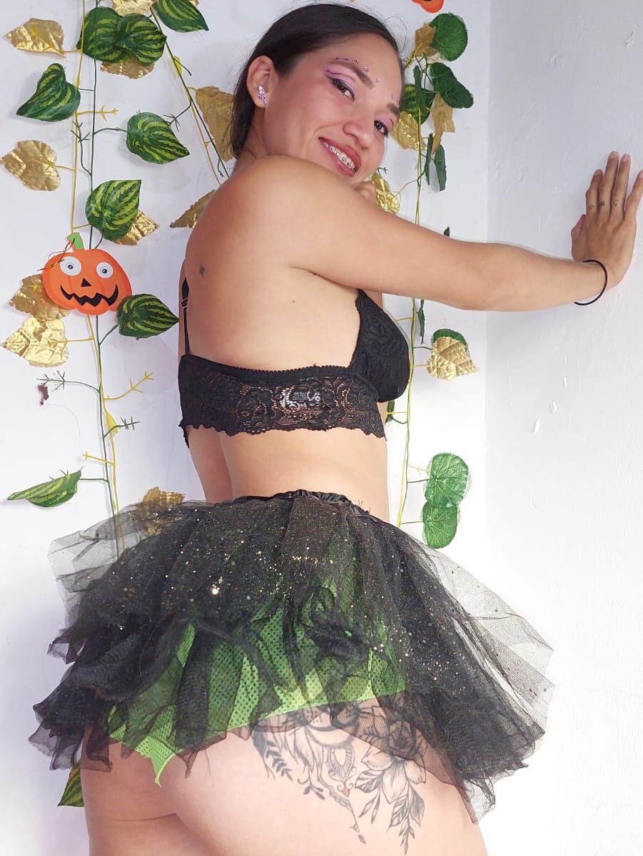pervert_alexa profile