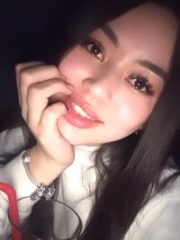 lillian_01's Offline Chat Room