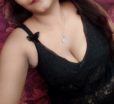 nude video chat Your Leena