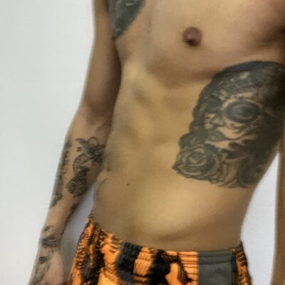 Daddyplayboy305 Avatar