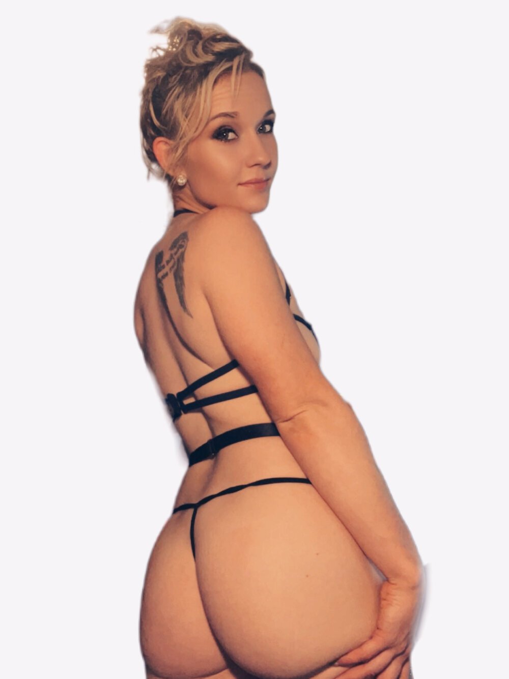 KissMysAssXoXo profile