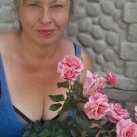 Catherine372311's webcam live show