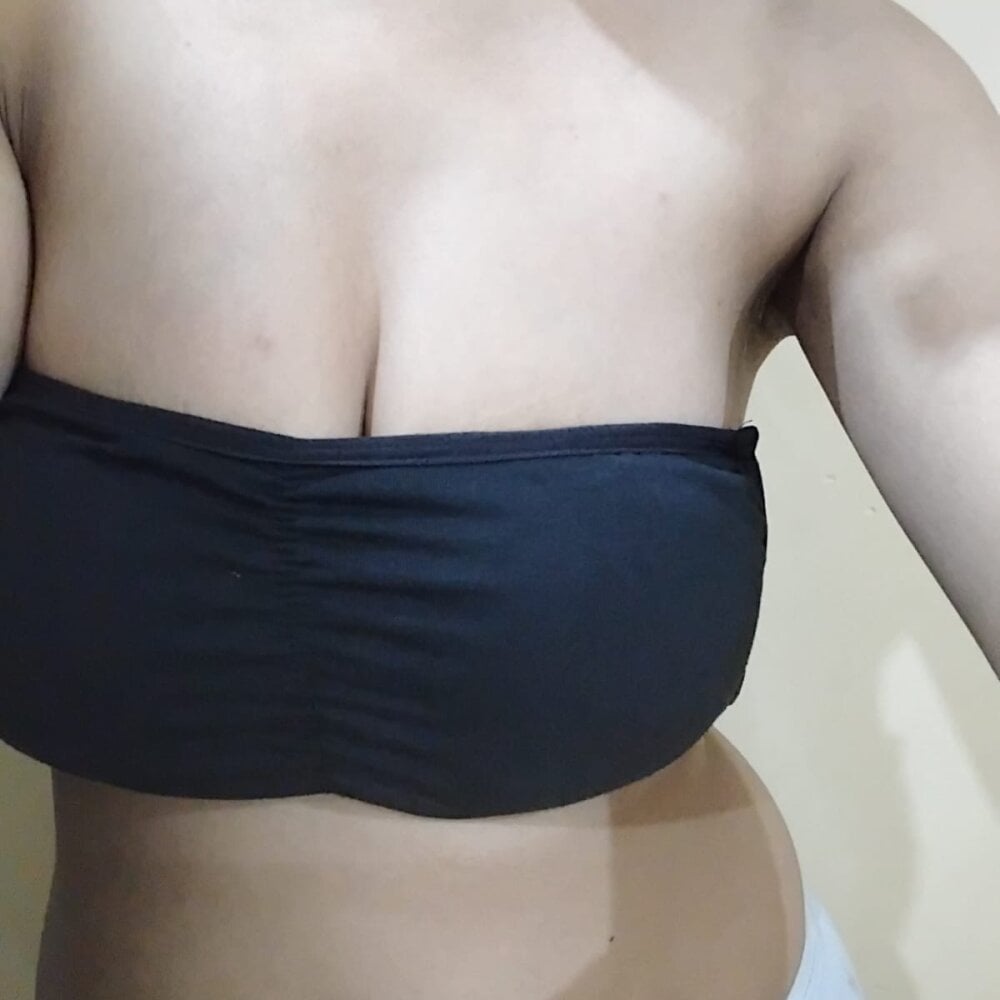yashika_01 from stripchat