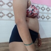 Poojasex000 Adlı Modelin Çevrimdışı Sohbet Odası