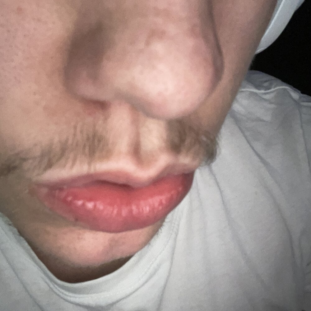 solooboy18 from stripchat