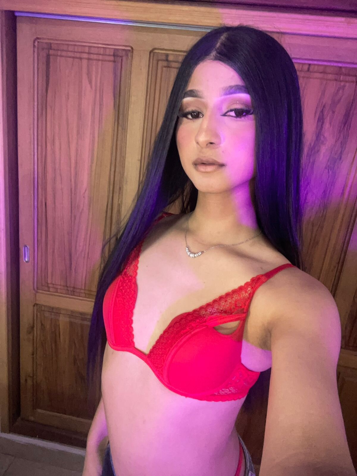 ISABELLA_S7S