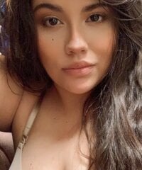 chubbyylust's Offline Chat Room