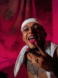 junior_latin2's webcam live show