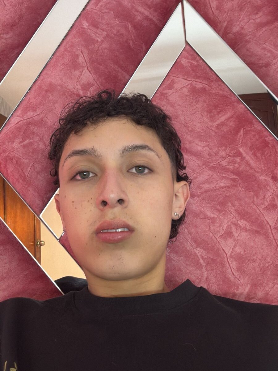 arthurcox from stripchat